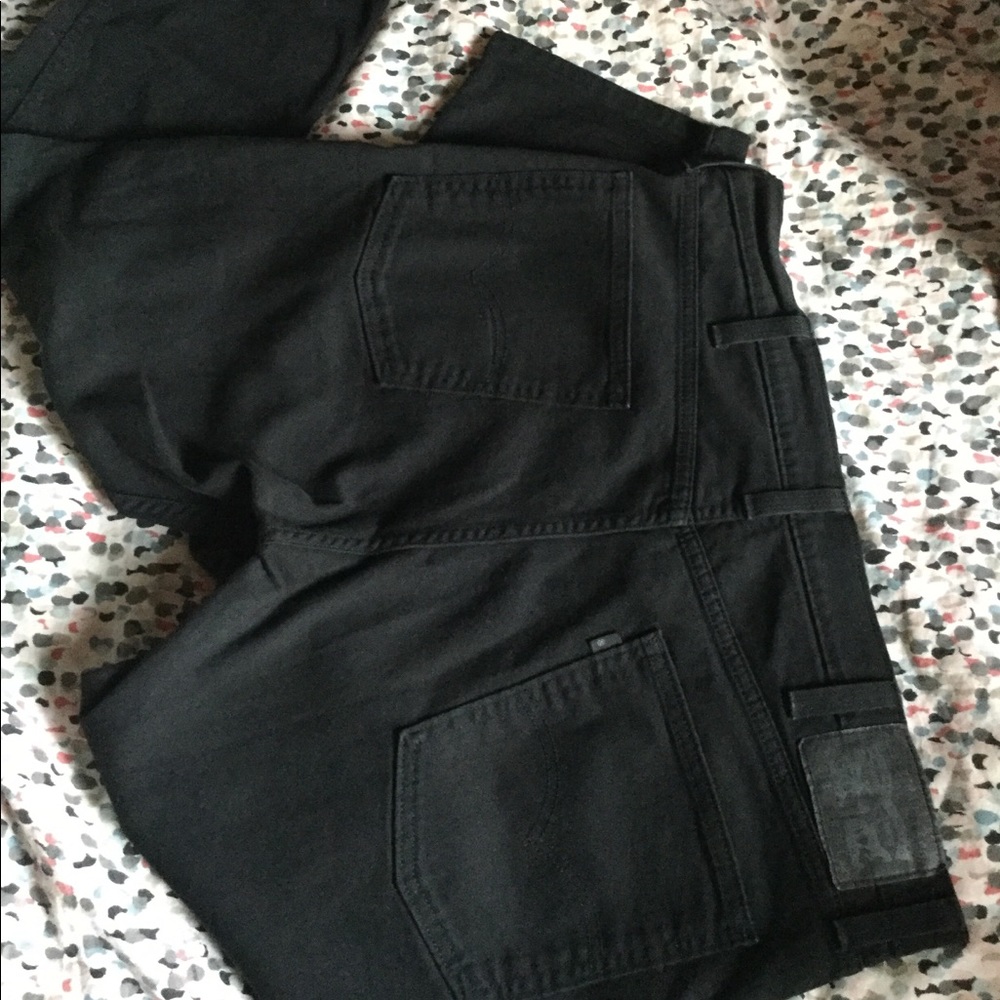 Levi’s 513 jeans